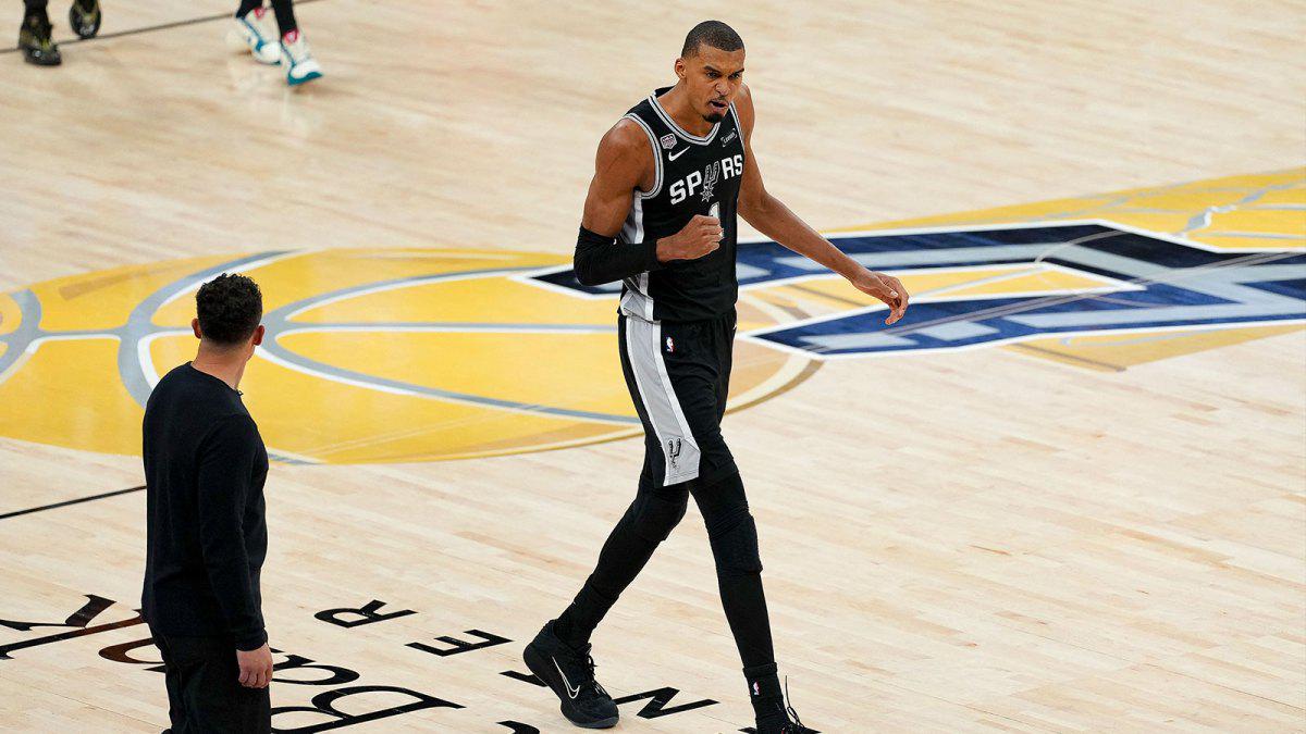 雷速体育一位NBA教练谈文班亚马：有可能最终成为篮球史上最伟大的球员